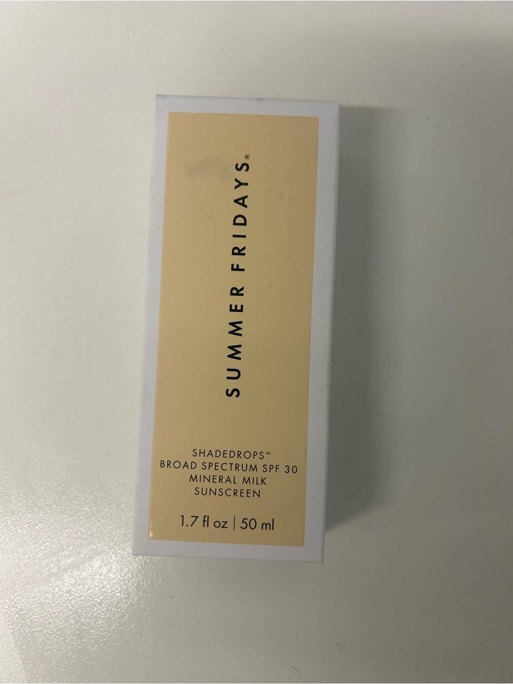 Summer Fridays Mineral Milk Sunscreen SPF 30 - Pale Yellow & White
